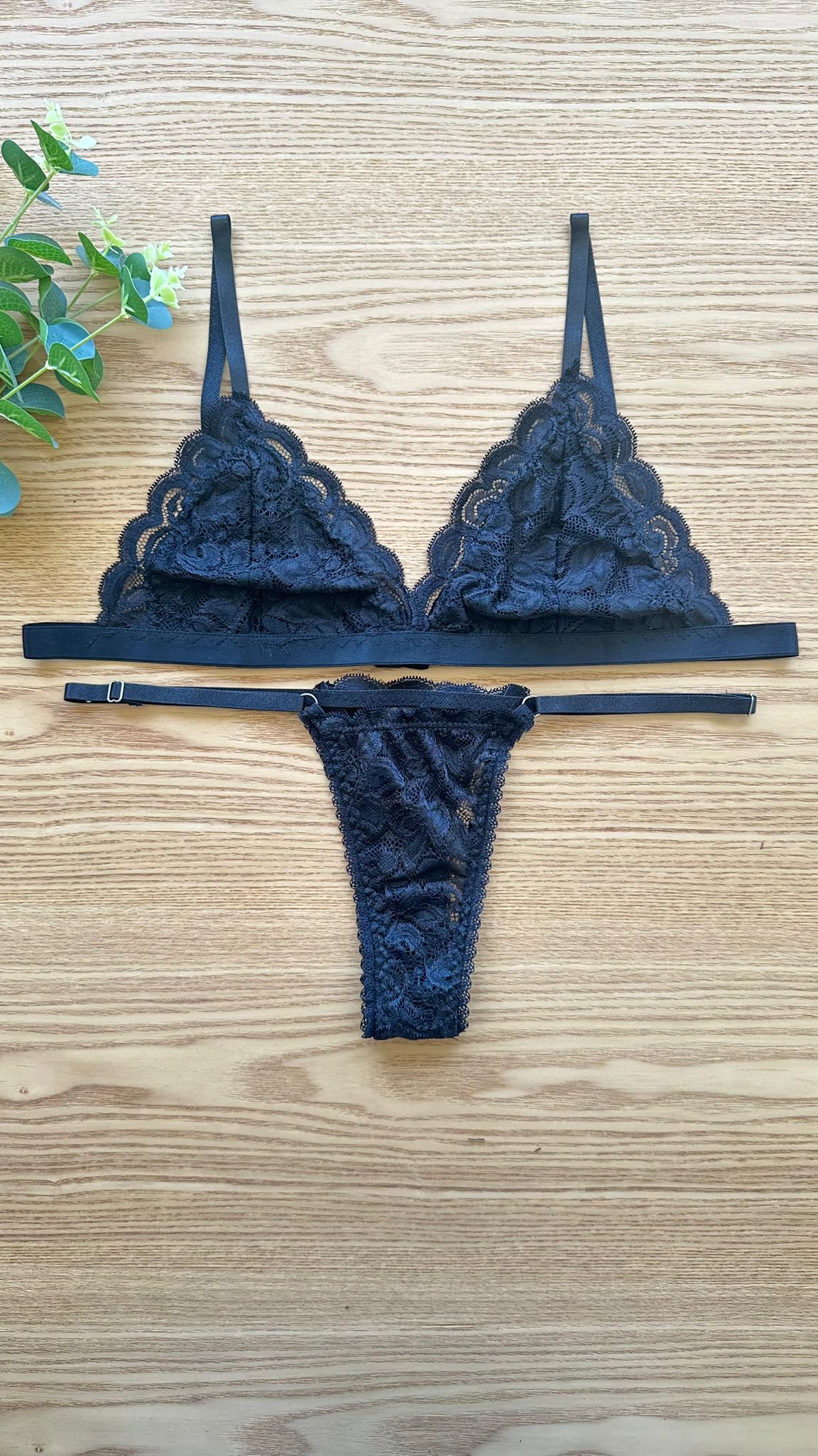 Ariel Basic Negro